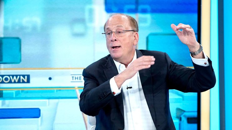 Hoch hinaus: Blackrock-Chef Larry Fink hat den langjährigen Platzhirsch Grayscale auf die Plätze verwiesen.