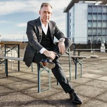 The sky is the limit: Roman Geiser auf dem Dach seiner Zürcher Agentur Farner.