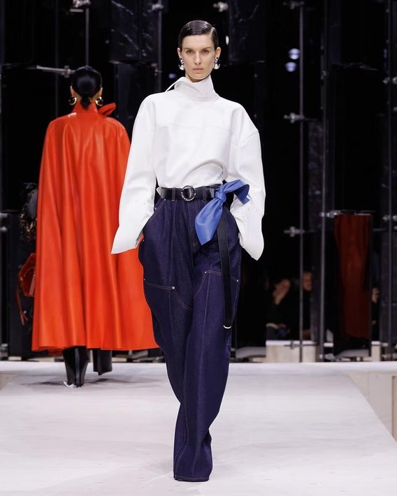 givenchy-fw26-woman-show-look-19.jpeg