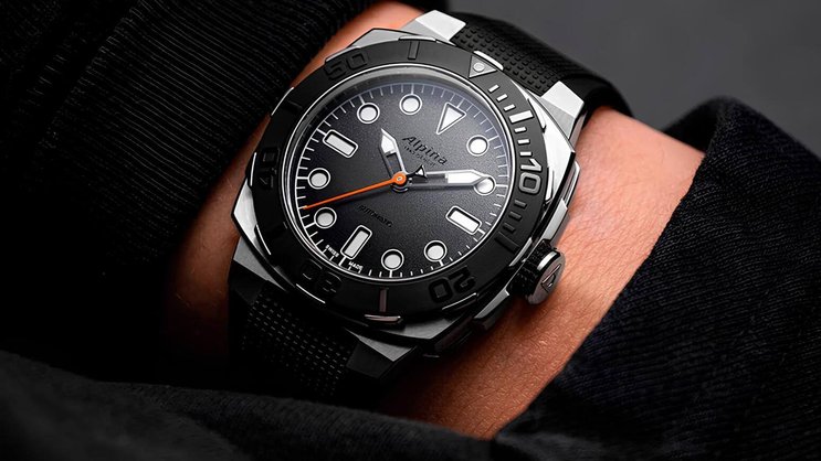 Alpina × TRTS Seastrong Diver Gehäuse: 39 mm, Edelstahl; Werk: AL-520; Gangreserve: 38 h; Preis: 2195 Fr.