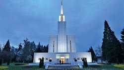 Der Tempel der Schweizer Mormonen in Zollikofen BE.