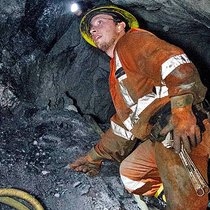 Ein Arbeiter in einer Zink-Mine von Glencore in Kanada.