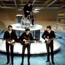 Protestierten im Song «Taxman»  gegen hohe Steuern: die Beatles live in der CBS-TV-Sendung «Ed Sullivan Show» in New York am 9. Februar 1964.