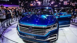 Automesse in Peking 2016: Zwei jahre später steht China vor der Ausfahrt zur Marktöffnung.