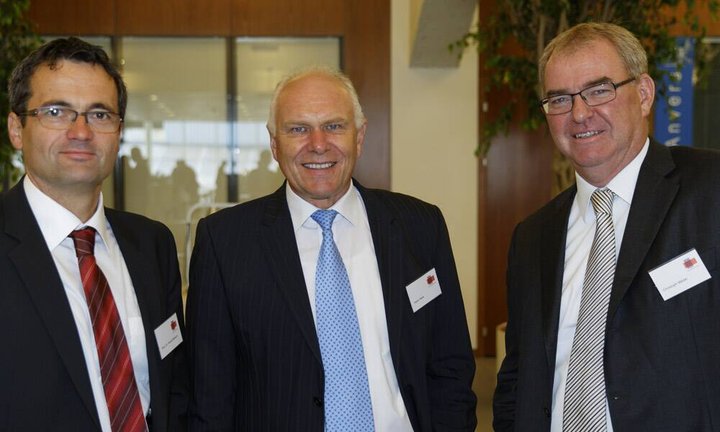 2013-08-30_economiesuisse_tdw_networking_zpi_0003.jpg