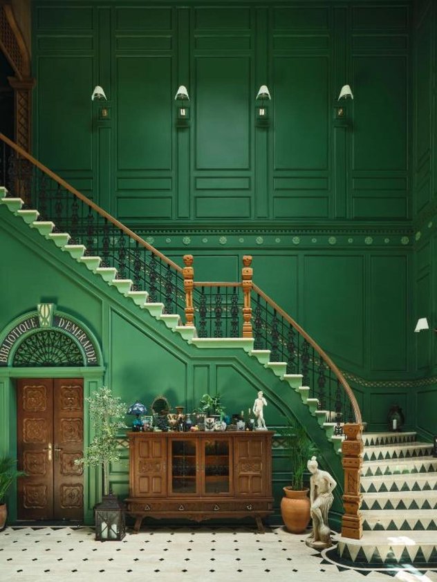 Maison Mystique