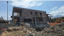 Die Baustelle ist verlassen, die Villa von Bulgari-CEO Jean-Christophe Babin ist alles andere als fertig.