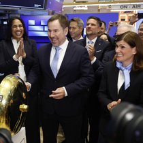 Jan Jenisch, CEO von Amrize, auf dem Parkett der New York Stock Exchange (2025).