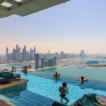 Dubai hat sich von einem beschaulichen Wüstenstädtchen zu einer der grössten Metropolen der Welt entwickelt.
