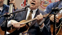 Warren Buffett mit Ukulele.