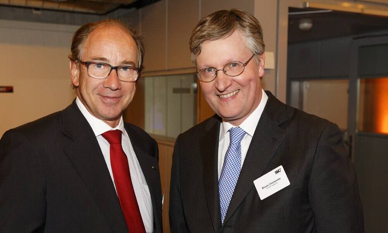 2013-10-03_prix_svc_2013_zuerich_networking_zpi_x9b3941.jpg