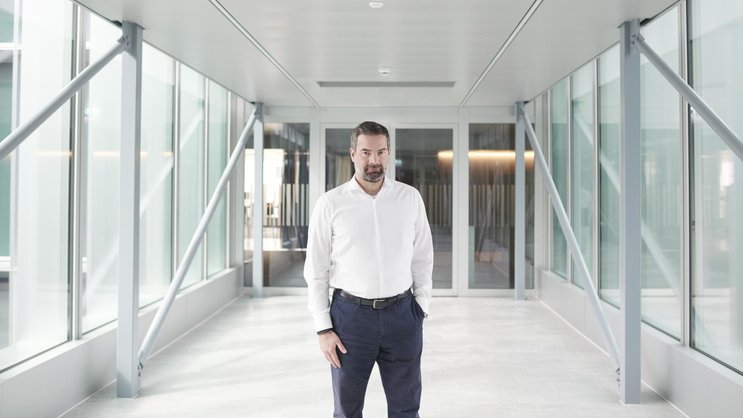 CEO Wolfgang Wienand (Bild) und Präsident Jean-Marc Huët liefern mit Lonza formidable Zahlen. Die Börse goutiert dies wenig.