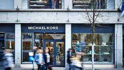 Bloss raus: Nach drei Jahren an sehr gut frequentierter Lage verabschiedet sich Michael Kors bereits wieder von der Zürcher Bahnhofstrasse.