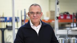 Tobias Gerfin (60) ist seit 2013 CEO des Kochgeschirr- und Messerherstellers Kuhn Rikon.