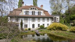 In Avenches VD steht ein Herrschaftshaus für 5,9 Millionen Franken zum Verkauf.