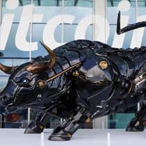 Der «Miami Bull»: Die Statue soll die Begeisterung für Kryptowährungen symbolisieren.