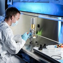 Spacetek stellt Massenspektrometer für die Weltraumfahrt und die Halbleiterindustrie her.