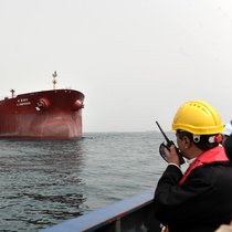 Verladehafen von Kharg Island: Als Reaktion auf die verschärften US-Sanktionen haben die grössten Abnehmer die Rohölimporte aus dem Iran nahezu eingestellt.