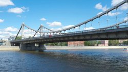 Kertsch-Brücke: Im Mai eröffnete Präsident Putin die erste Verbindungsbrücke auf die Krim.