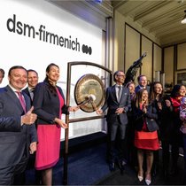 Die Stammaktie von DSM-Firmenich wird seit 18. April 2023 an der Euronext Amsterdam gehandelt. Neuerdings ist sie auch an der SIX kotiert.