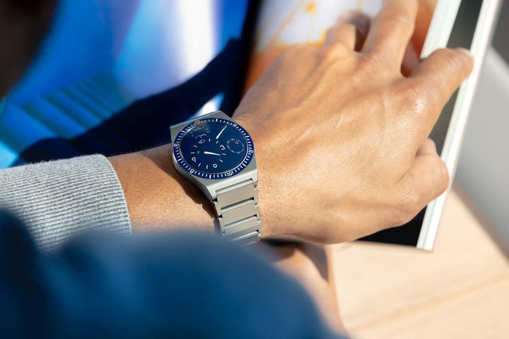 Uhr