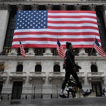 Die US-Börse an der Wall Street in Manhattan: Anlegerinnen und Anleger rechnen mit Zinssenkungen in den USA in diesem Jahr.