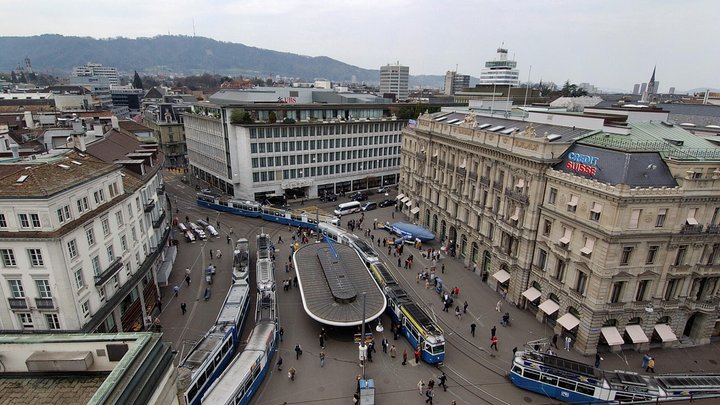 CS, UBS, PARADEPLATZ