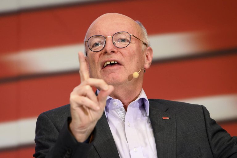 SBB-Chef Vincent Ducrot (Bild) und Peter Spuhler mögen sich, haben aber geschäftliche Differenzen.