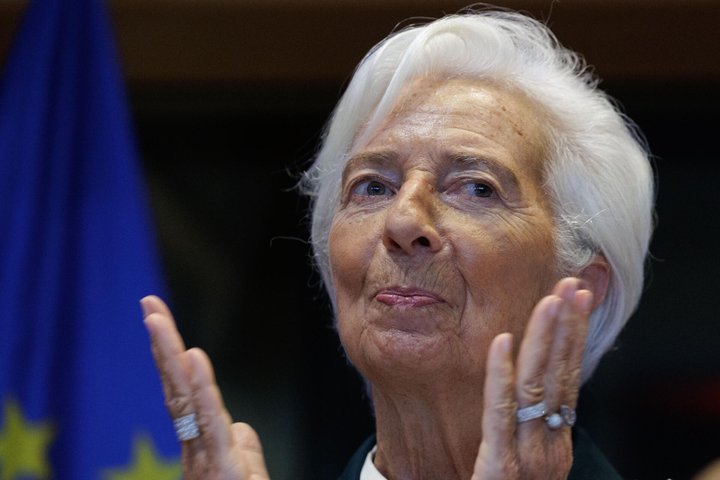 epa13268881 European Central Bank (ECB) President Christine Lagarde reacts as she testifies before the European Parliament Committee on Economic and Monetary Affairs during an exchange of views in Brussels, Belgium, 28 September 2026. EPA/OLIVIER MATTHYS
