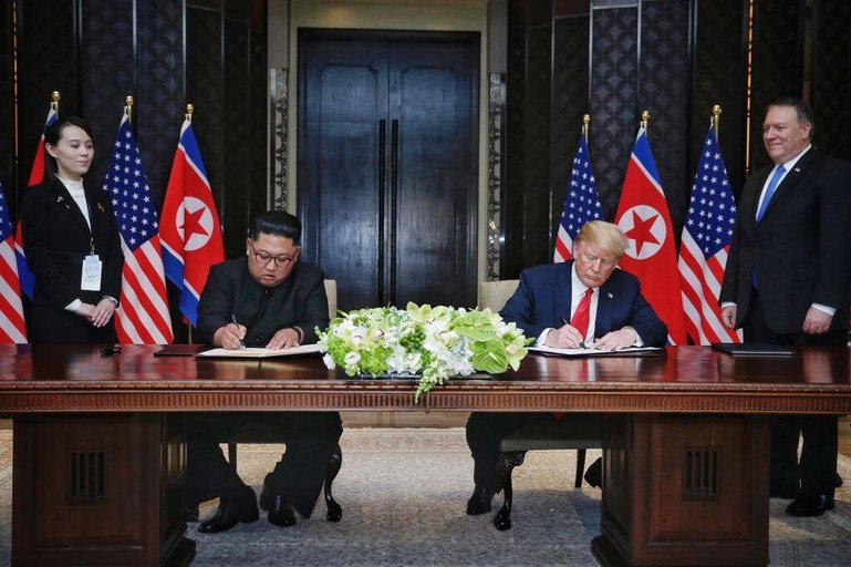 Kim Jong Un und Donald Trump beim Gipfeltreffen in Singapur