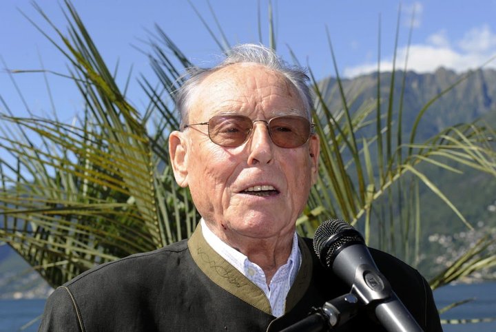 Das Hotel Eden Roc von Ascona wurde vom Gastronomiefuehrer GaultMillau zum Hotel des Jahres 2010 gewaehlt. Eine spezielle Hommage ging dabei an den Besitzer Karl-Heinz Kipp, dem mehrere Hotels in der Schweiz gehoeren. (KEYSTONE/Karl Mathis)