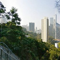 City-Jogging in Hong-Kong: Der leichte Trab auf der Bowen Road führt zu neuen Aussichten.