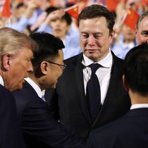 Präsident Trump und eine Delegation, zu der auch Elon Musk gehörte, wurden im Mai in Peking von chinesischen Regierungsvertretern empfangen. 