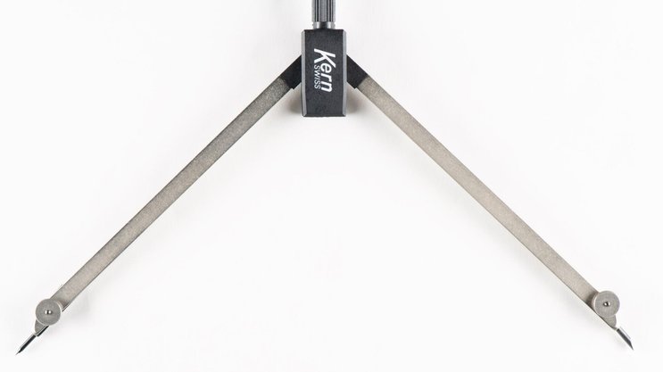Ein Zirkel der Marke Kern findet sich wohl auch heute noch in den meisten Schultheks in der Schweiz.