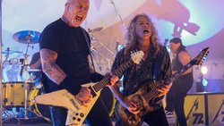 Die Metallica-Gitarristen James Hetfield (l.) und Kirk Hammett.