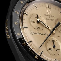 Die neue Moonswatch erregte viel Aufsehen in den letzten Tagen. Wer sie kaufen wollte, musste sich online dafür bewerben.