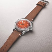 Oris lanciert eine herbstliche Version der Big Crown Pointer Date.