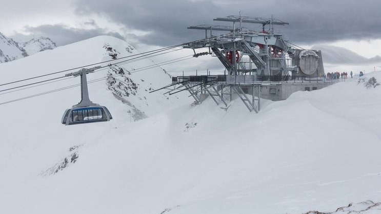 Pendelbahn Urdenfürggli: viele neugierige Gäste. Keystone