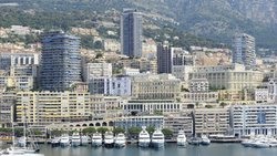 Skyline von Monaco: Staatsbürger des Fürstentums haben exklusiven Zugang zu einem stark geschützten Teil des Wohnungsmarktes.