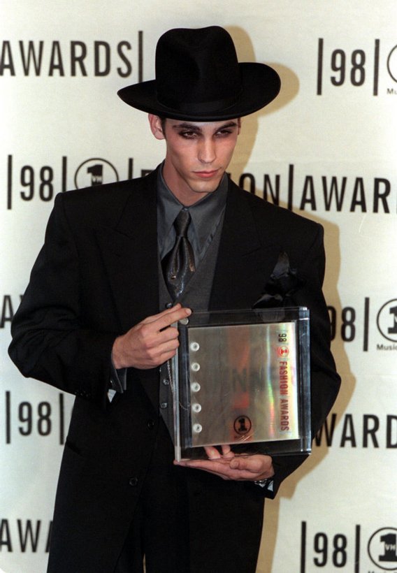 VH-1 FASHION AWARDS