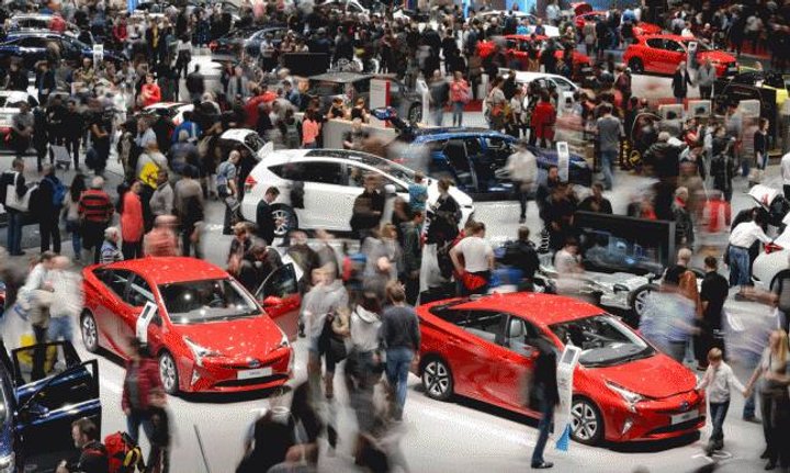 autosalon_2.gif