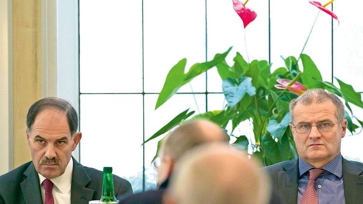 Zepterwechsel bei Ethos: Präsident Kaspar Müller (r.) geht, sein Nachfolger wird Direktor Dominique Biedermann.