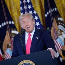 US-Präsident Donald Trump senkt den Zollsatz für die Schweiz auf 15 Prozent.