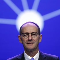 Bei Bär ging er, bei Sika bleibt er dafür: Daniel Sauter.