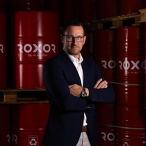 Silvan Lämmle ist Chef eines der vier Schmierstoff-Produzenten in der Schweiz. 