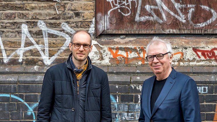 Der Protégé und der Mentor: Simon Kretz (l.) und David Chipperfield.