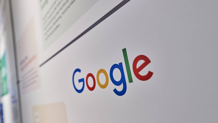 Google muss der EU-Kommission eine saftige Geldstrafe zahlen.