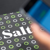 Salt: Zu einem überschaubaren Monatspreis bekommen die Kunden einen Glasfaser-Anschluss bereitgestellt.