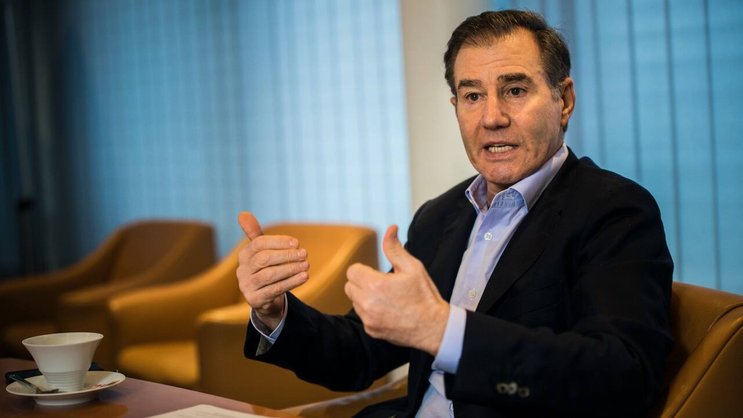 Rund zwanzig Jahre verkörperte er Glencore – nun tritt Ivan Glasenberg als CEO zurück. Doch als Grossaktionär will er seinem Nachfolger weiter auf die Finger schauen.