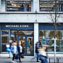 Bloss raus: Nach drei Jahren an sehr gut frequentierter Lage verabschiedet sich Michael Kors bereits wieder von der Zürcher Bahnhofstrasse.